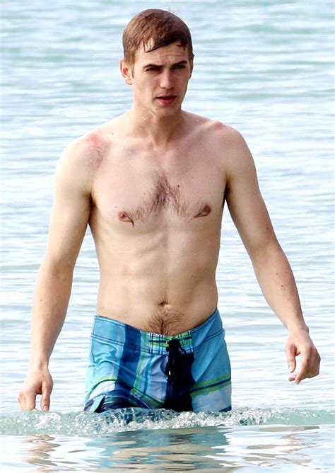 nude hayden christensen